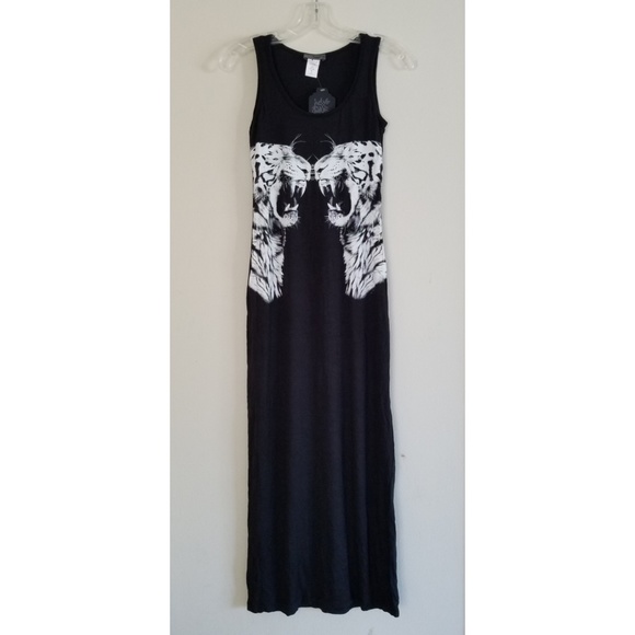 Urban Outfitters Dresses & Skirts - Maxi dress with 2 Tigers NEW! Urban Outfitters Dresses & Skirts - Maxi dress with 2 Tigers NEW!